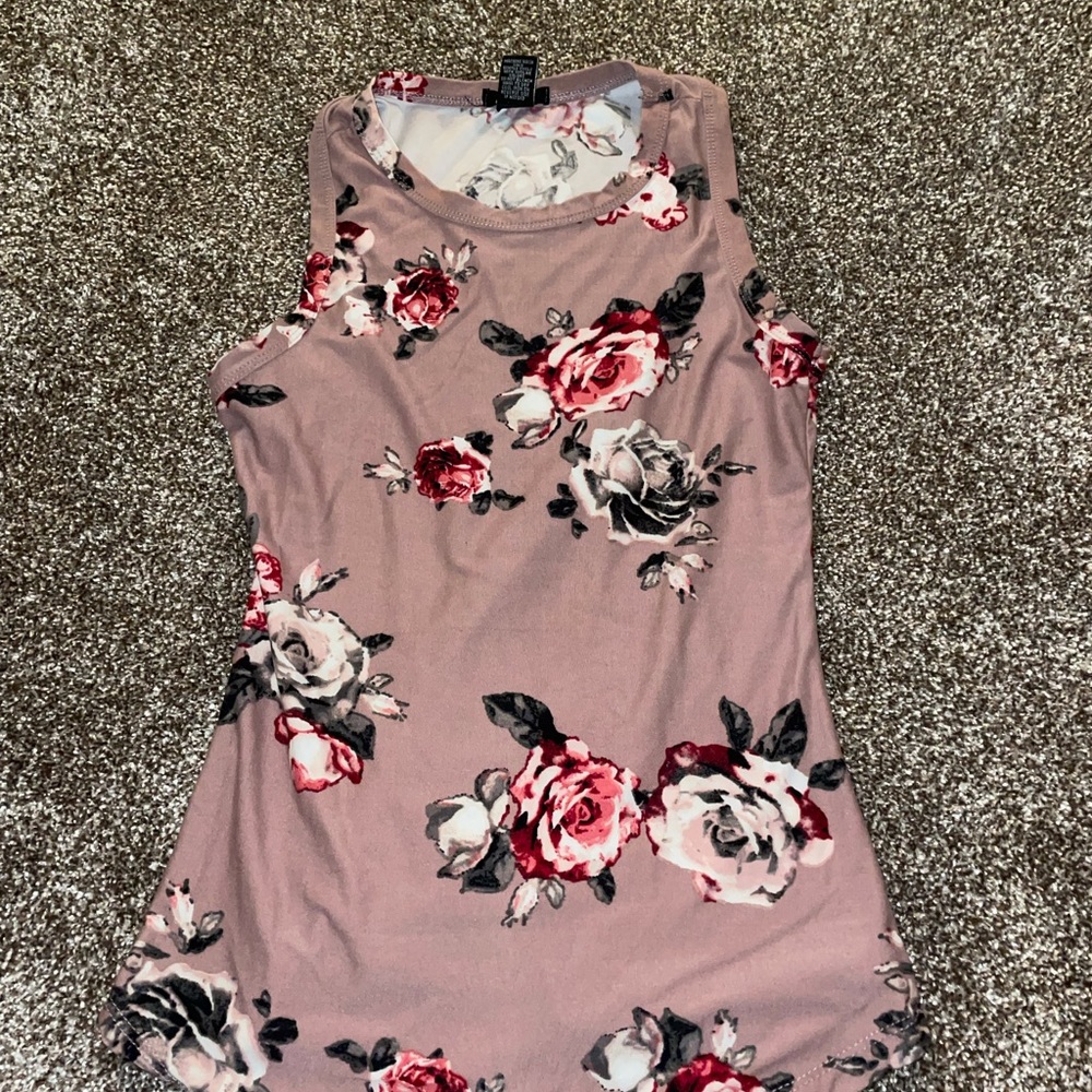 Rue 21 top